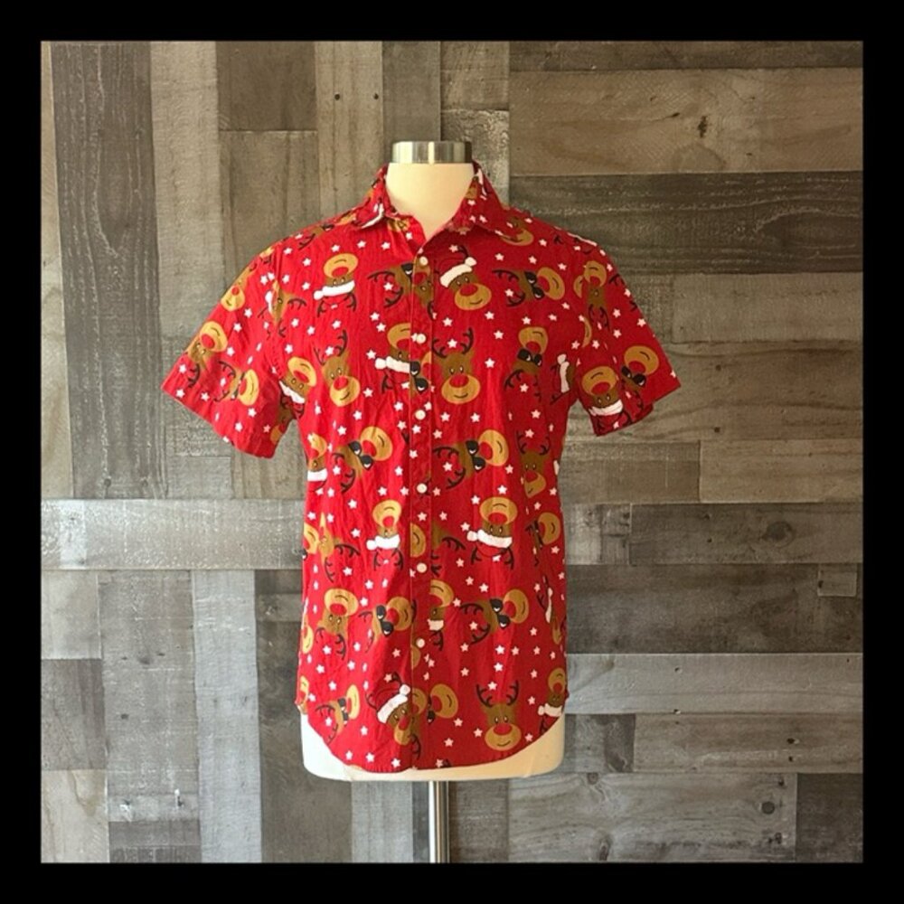 Men's Denim & Flower red Christmas button up shirt small Rudolph Reindeer Santa